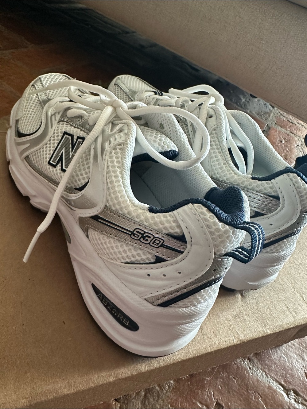 NWOT New Balance 530 Unisex Shoe - Picture 4 of 6